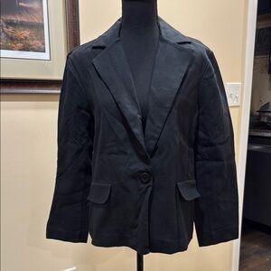 RQT Classic Black Women's Blazer